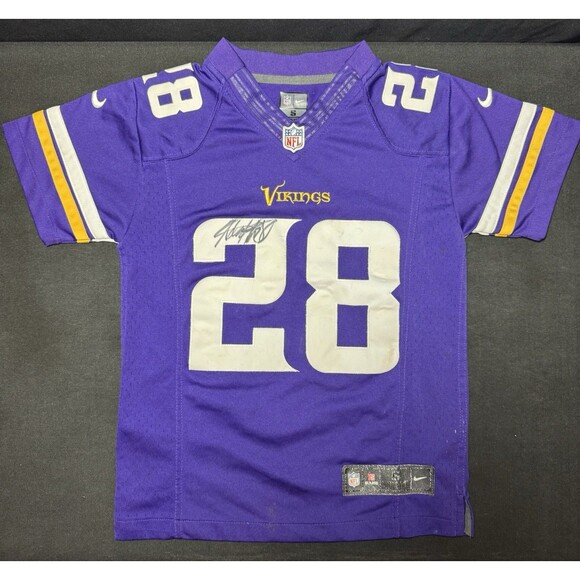Youth Small Nike Vikings NFL Jersey – Adrian Peterson #28 – Autographed!